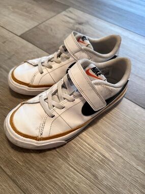 Nike Kids White Black Orange Accent Sneakers - Boys or Girls 1y